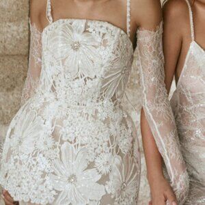 Elyse Detachable Bridal Sleeve
